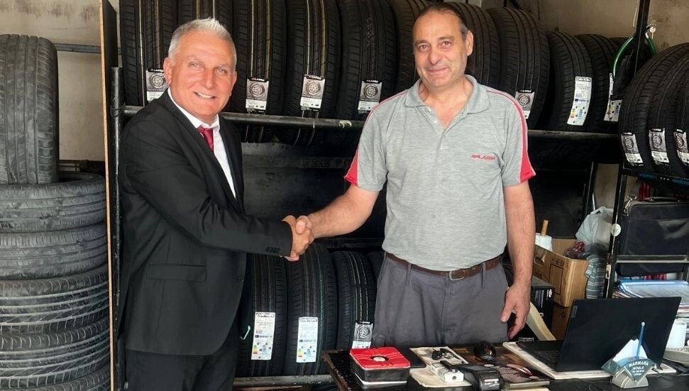 Bağımsız Cumhurbaşkanı adayı Gürlek, Lefkoşa esnafını ziyaret etti