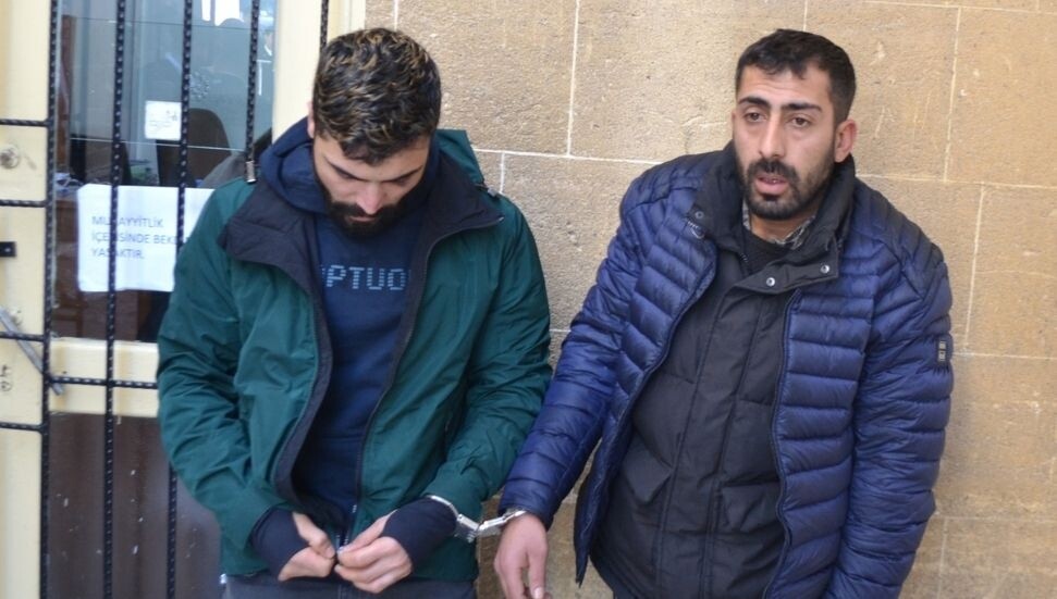 Soygun, darp ve tehdit suçlarından yargılanan 2 zanlıya 7 ve 4 yıl hapis cezası