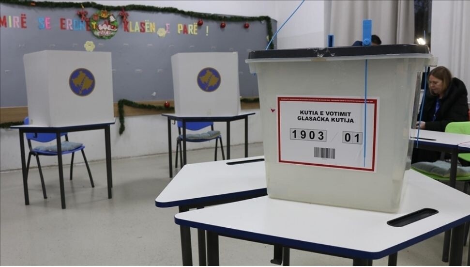 Kosova'da 2 milyona yakın seçmen sandık başına gidiyor