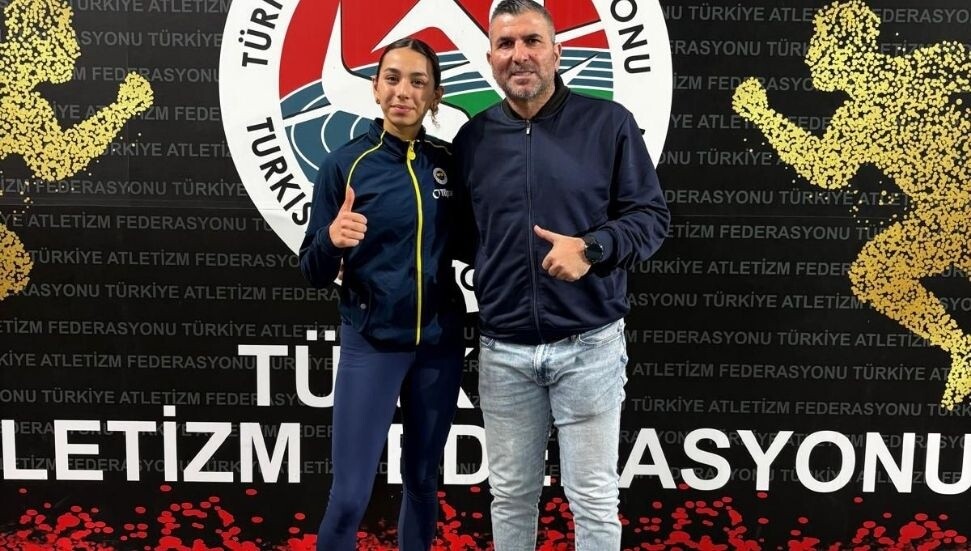 Ada Kafa Türkiye'de Salon Olimpik Deneme Yarışları’nda 800 metrede birinci