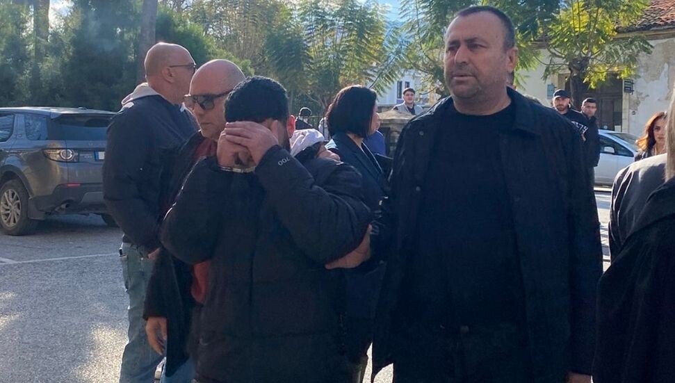 Türkiye'de bir numaradan emirler aldı, katle teşebbüsle itham ediliyor, zanlı 7 gün daha tutuklu