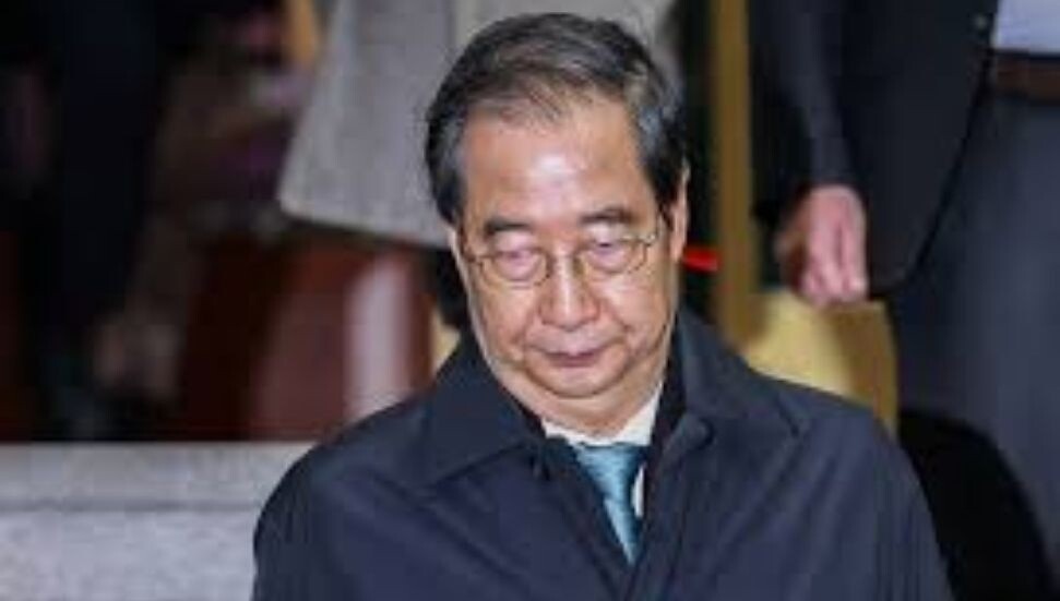 Eski Güney Kore Başbakanı Han Duck-soo 23 yıl hapis cezasına çarptırıldı