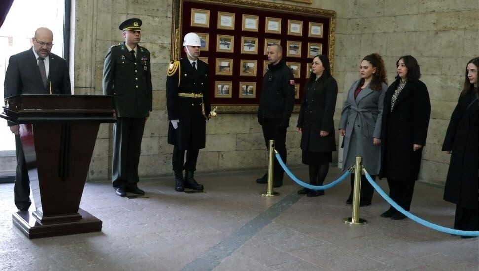 Cumhuriyet Meclisi Çocuk Hakları Özel Komitesi Anıtkabir’i ziyaret etti