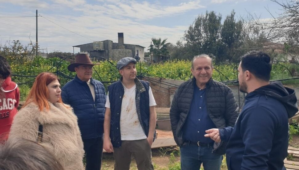 Fikri Ataoğlu, “Ada Çocukları” dizisi setini ziyaret etti