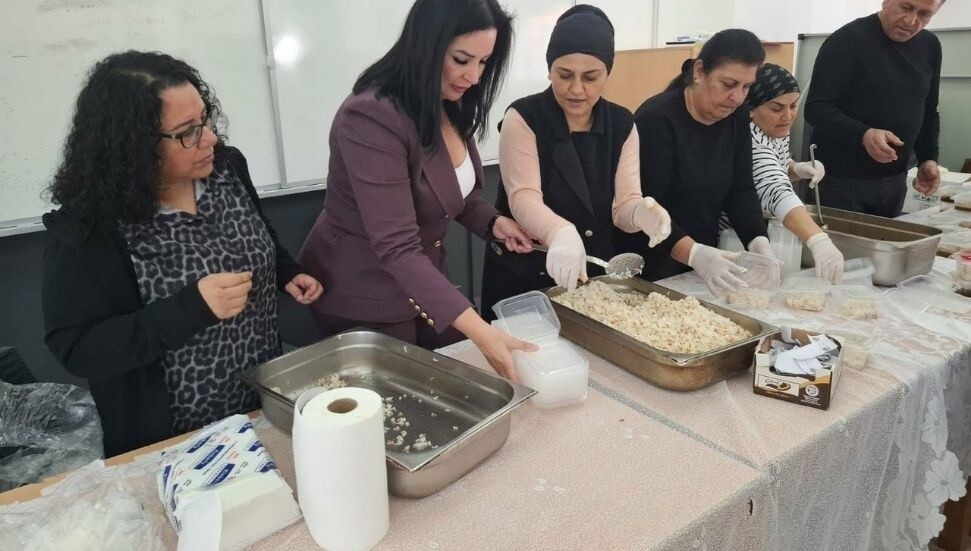 Atleks Sanverler Ortaokulu'ndan kültür etkinliği: Molehiya ve pilav ikram edildi