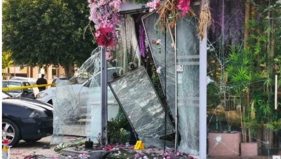 Limasol’da çiçekçi dükkanına bomba saldırısı