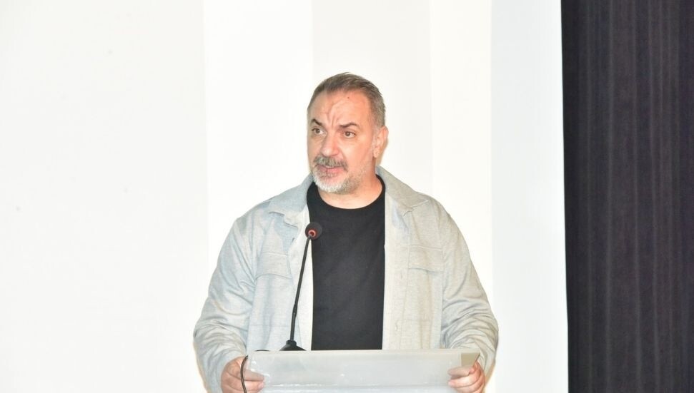 Serkan Soyalan’dan Dünya Tiyatro Günü mesajı: Tiyatro barışın dili