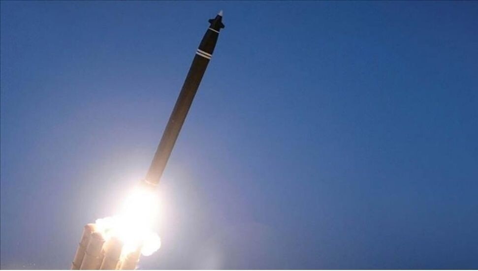 Kuzey Kore, test amacıyla misket bombası başlıklı taktik balistik füze fırlattığını açıkladı