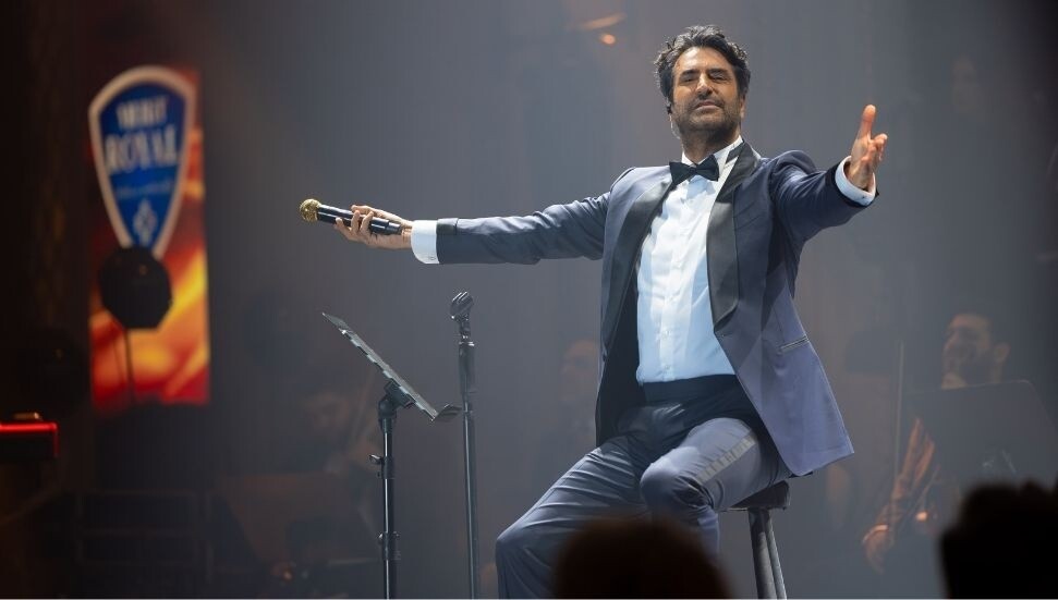 Mahsun Kırmızıgül'den, Merit Royal Diamond Otel'de müzik ziyafeti