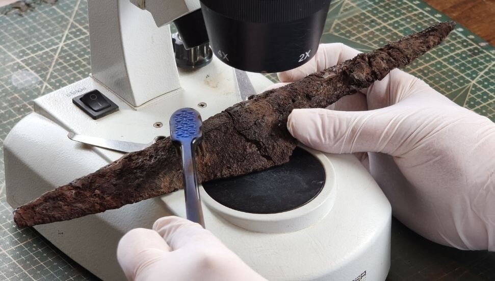 Hadrianopolis Antik Kenti’nde bin 500 yıllık bıçak seti ve bileme taşı bulundu