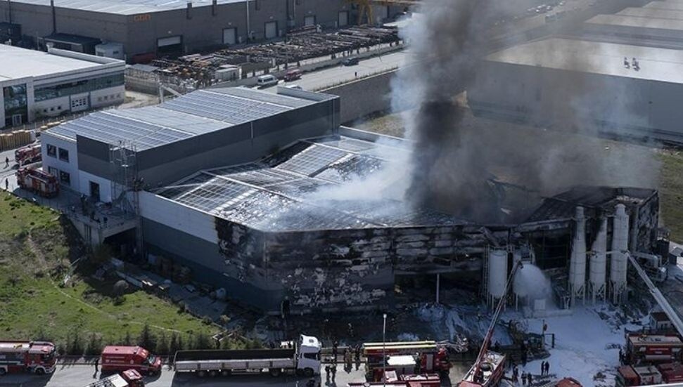 Ankara’da boya fabrikasında yangın: 1 kişi hayatını kaybetti