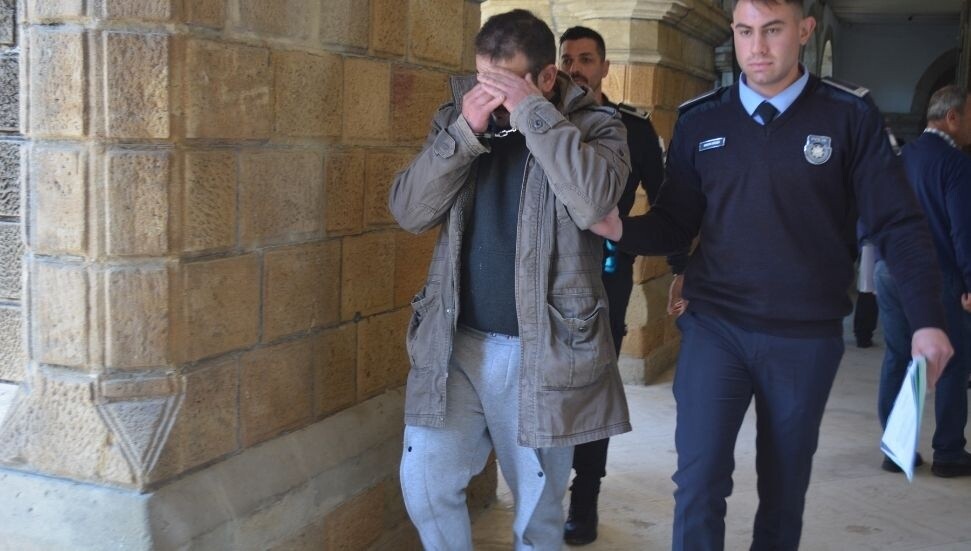 Araç ve evinde uyuşturucu bulundu: Zanlıya 3 gün tutukluluk