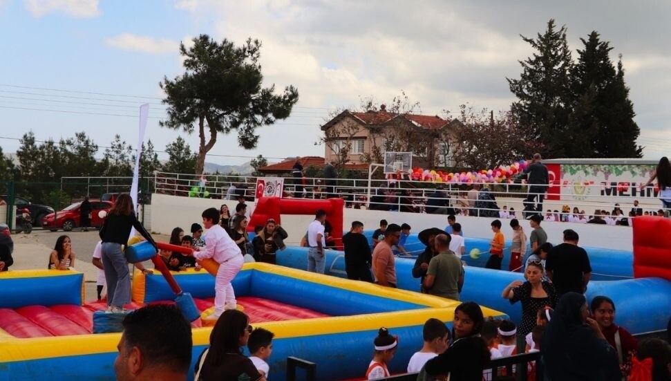 Türkiye Cumhuriyeti Lefkoşa Büyükelçiliği ve Yunus Emre Enstitüsü'nden 23 Nisan etkinliği