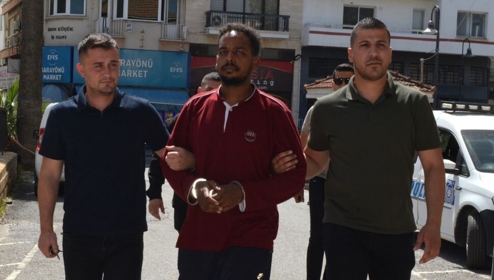 Kavga ettiği kişiyi bıçakla ağır yaralamakla itham ediliyor: Zanlı 3 gün tutuklu