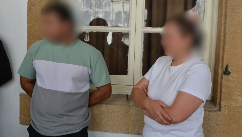 Sahte evrak davasında 2 zanlı teminatla serbest