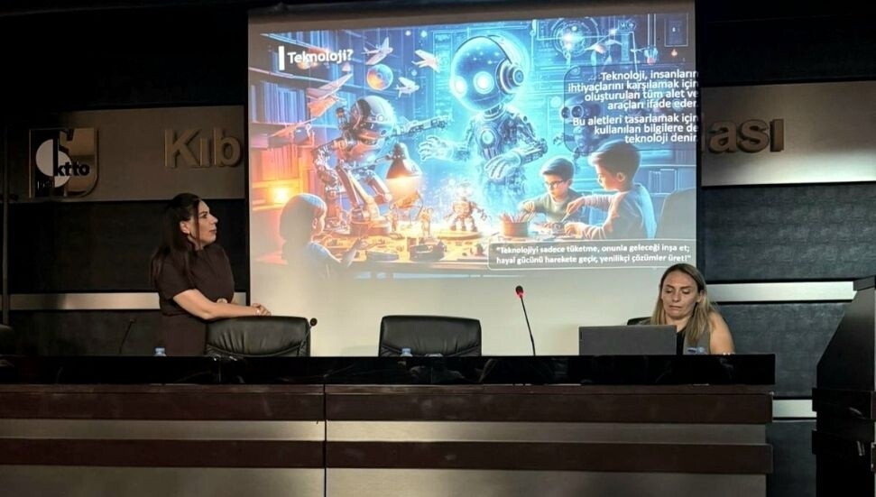 Sosyal Hizmetler Dairesi'nden çocuklara güvenli internet eğitimi