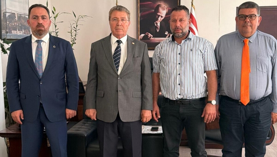Ünal Üstel, TÜK zahire alım fiyatlarını açıkladı: Yemlik arpanın kilosu 15 TL