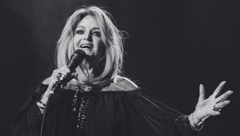 Efsanevi şarkıcı Bonnie Tyler hayatını kaybetti
