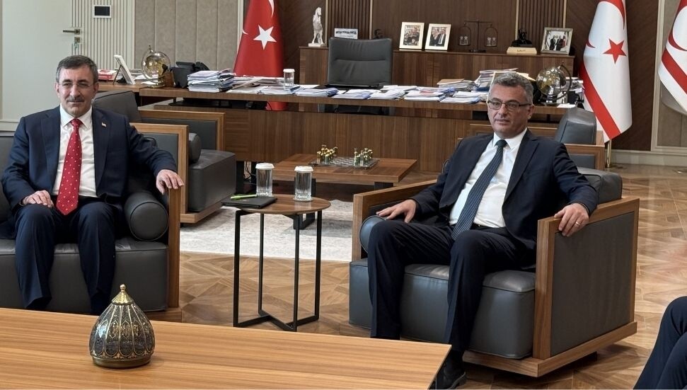 Erhürman, Yılmaz'ı kabul etti: Kıbrıs sorunundaki süreci Türkiye ile uyum içerisinde yürütüyoruz