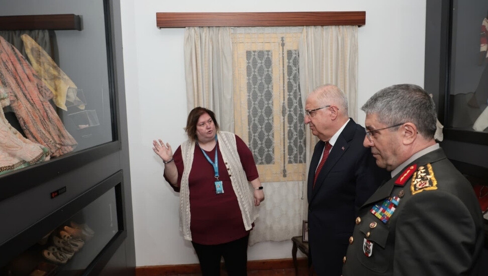 Yaşar Güler, Barbarlık Müzesi'ni ziyaret etti: EOKA saldırılarına dair bilgi aldı