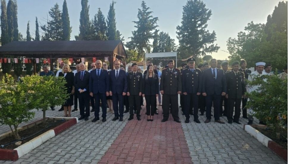 Tuzla şehitleri düzenlenen törenle anıldı