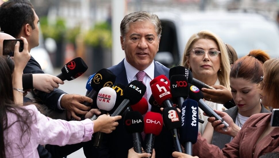 Yeni Parti'nin kuruluş dilekçesi Türkiye İçişleri Bakanlığı'na sunuldu
