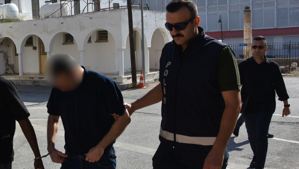 Zanlı, bin 200 doları şirket hesabına yatırmamakla itham ediliyor: 3 gün tutuklu kalacak