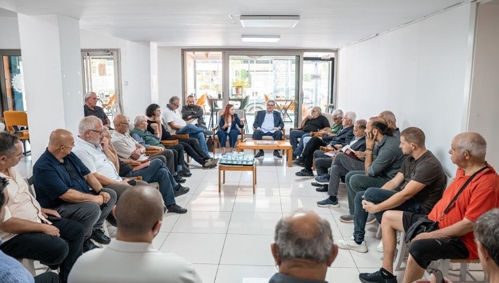 Bağımsızlık Yolu, eski sendika yöneticileri ve emeklilerle buluştu