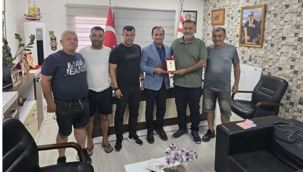 Yeniboğaziçi Belediye Başkanı Katip Demir’e Mormenekşe GBSK'den teşekkür ziyareti