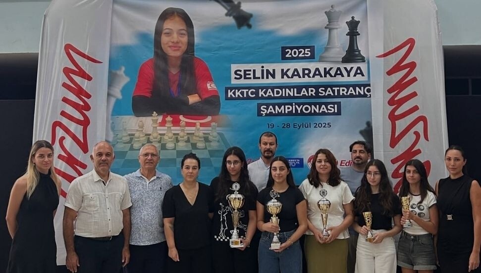 2025 Selin Karakaya Kadınlar Satranç Şampiyonası'nda kazanan Destina Çıka oldu