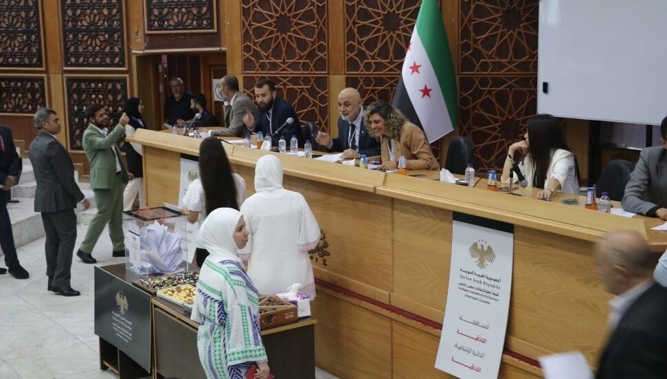 Suriye'de Esed rejiminin devrilmesinin ardından ilk Halk Meclisi seçimleri başladı