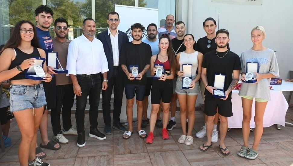 Spor Yazarları Derneği yüzme kursları tamamlandı: Geleceğin yüzücüleri KTSYD’de sertifikalarını aldı