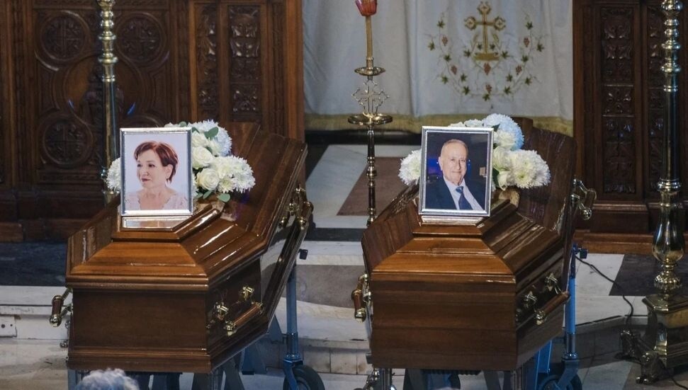 Limasol’daki yangında hayatını kaybeden Dimitri ve Maro Filippidi çiftine cenaze töreni düzenlendi