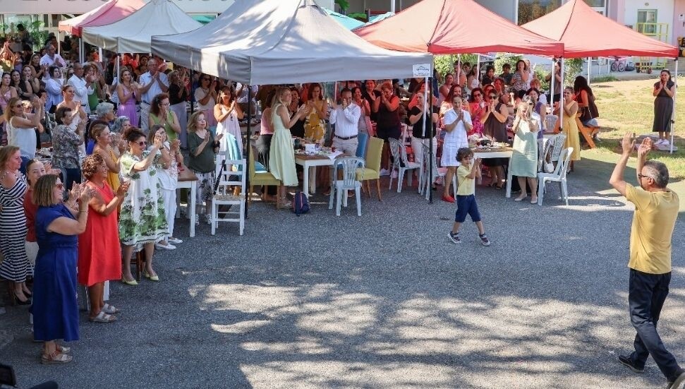 CTP Kadın Örgütü Girne'de buluştu: Kadınlar önde yürüyor; bu iş bitiyor!