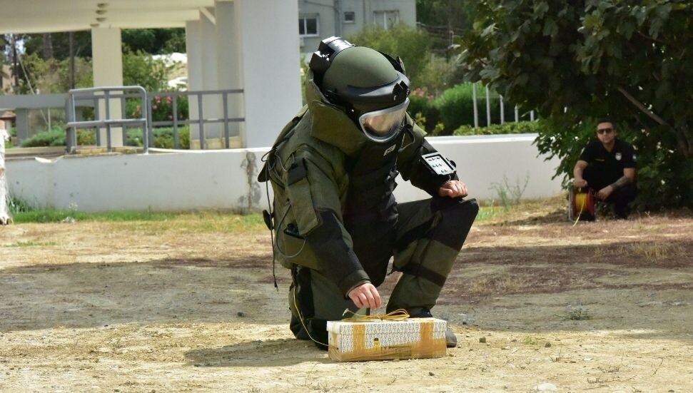 “İlk hatan son hatan olur” prensibi: Polis bomba imha uzmanları için titizlik hayati öneme sahip