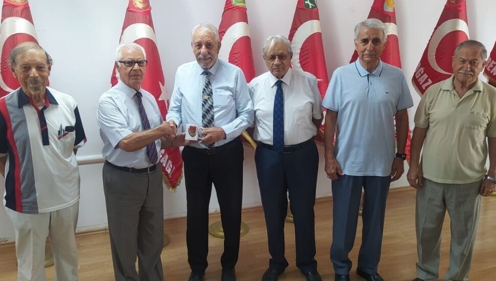 Aksakallar Konseyi’ne atanan Öksüzoğlu, TMT Mücahitler Derneği’ni ziyaret etti