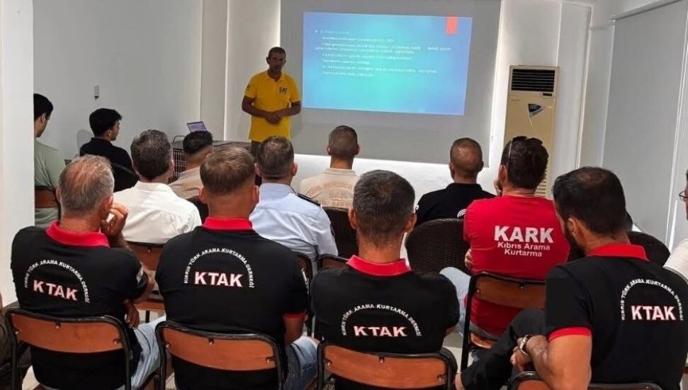 Sivil Afet Timi Derneği orman yangınları konusunda çalıştay düzenledi