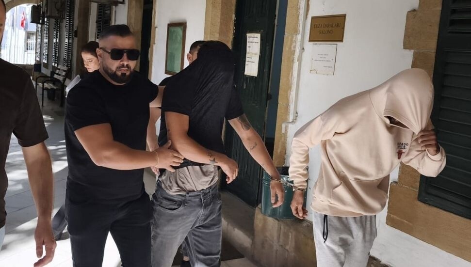 Haspolat'ta uyuşturucu operasyonu: Zanlılar 2 gün tutuklu!