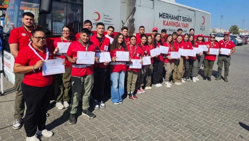İzcilik Federasyonu ve Kıbrıs Türk Kızılayı’ndan kan bağışı etkinliği: 48 ünite kan toplandı!