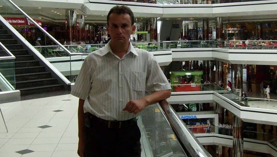 Hüseyin Özuslu hayatını kaybetti, ölüm sebebi "kalp krizi, solunum ve dolaşım yetmezliği"