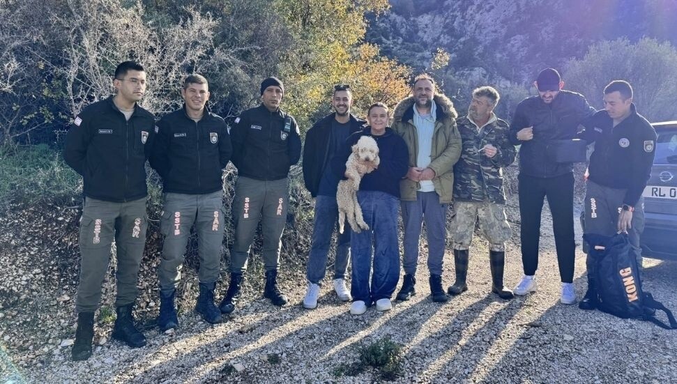 Mahsur köpek, Çeler’in çağrısı üzerine sivil savunma ve vatandaşların ortak çalışmasıyla kurtarıldı!