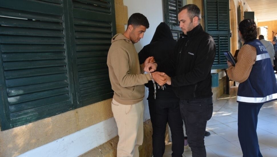 İplikpazarı Camii'nin kilidini kırıp, içerideki bağış kutusundan para çalmakla itham edilen zanlı 3 gün tutuklu