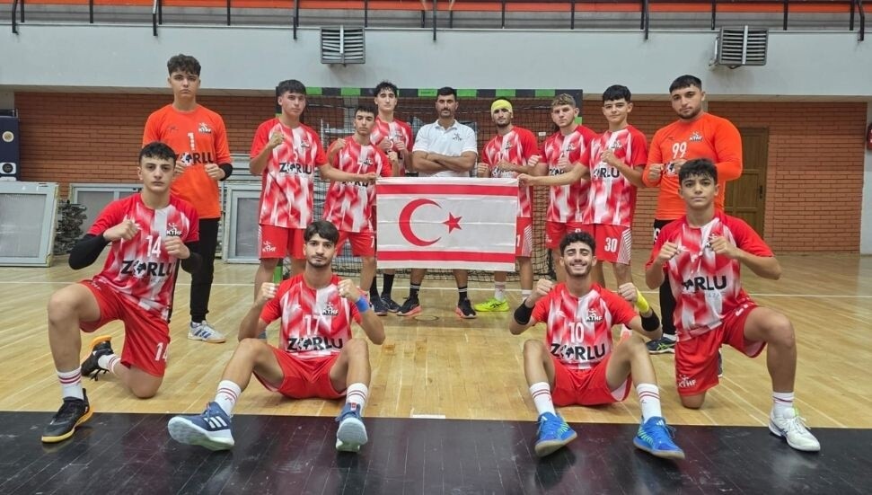 KKTC U17 hentbol millî takımı Kosova’da 4’te 4 yaptı