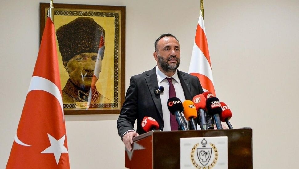 Çeler, Erhürman'a G82 ve N82 kodlarıyla Türkiye’ye alınmayan kişileri sordu: Konu ele alınacak