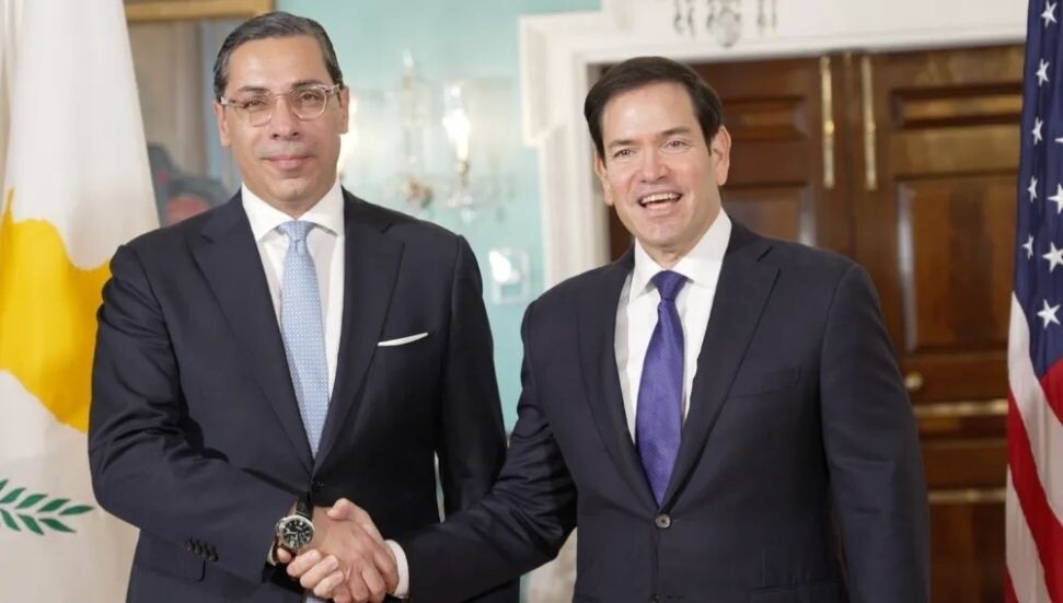 Rum Dışişleri Bakanı Kombos, ABD'yi ziyaret etti: IMEC koridoru ve silah ambargosu gündemde