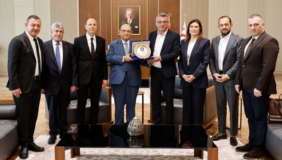 Cumhurbaşkanı Erhürman, POL-VAK heyetini kabul etti: Vakfın yürüttüğü çalışmalar aktarıldı