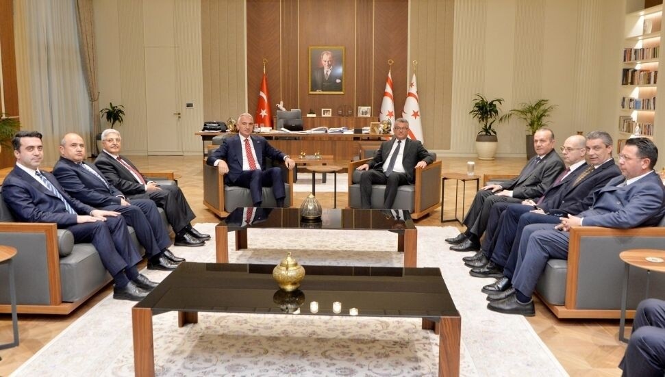 Erhürman, Türkiye Kültür ve Turizm Bakanı Ersoy’u kabul etti