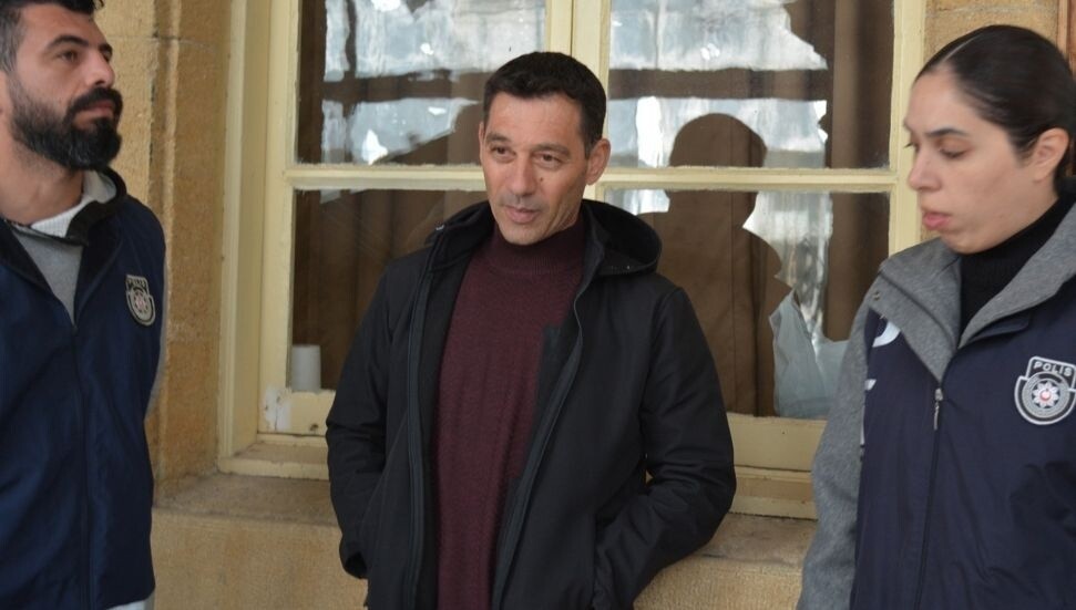 Niyazi Öztürk teminatla serbest: Derslerime girdim; tez savunma jürisine katılmadım