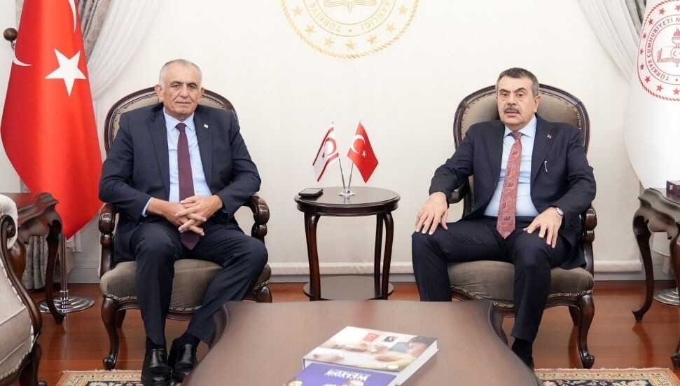 Türkiye Milli Eğitim Bakanı Tekin, Milli Eğitim Bakanı Çavuşoğlu ile görüştü: İş birliği fırsatları ele alındı