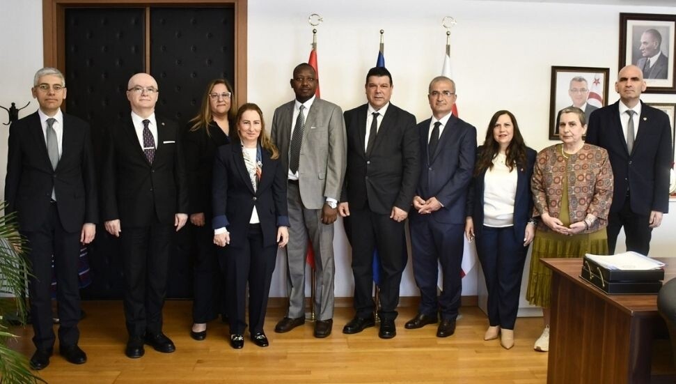 DAÜ’de “Eğitim Hakkı” uluslararası konferansı düzenlendi